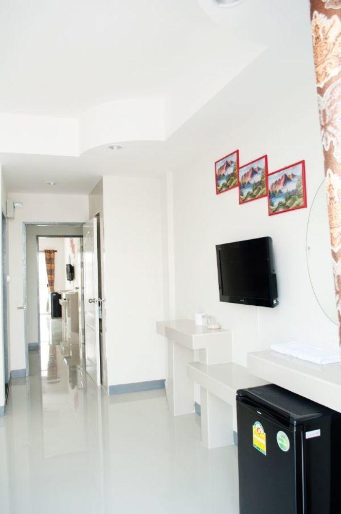 Sabai Sabai House Pattaya Motel Buitenkant foto