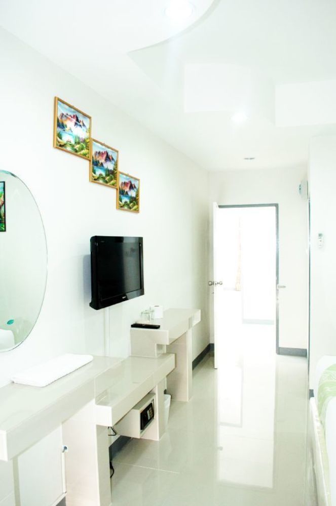 Sabai Sabai House Pattaya Motel Buitenkant foto